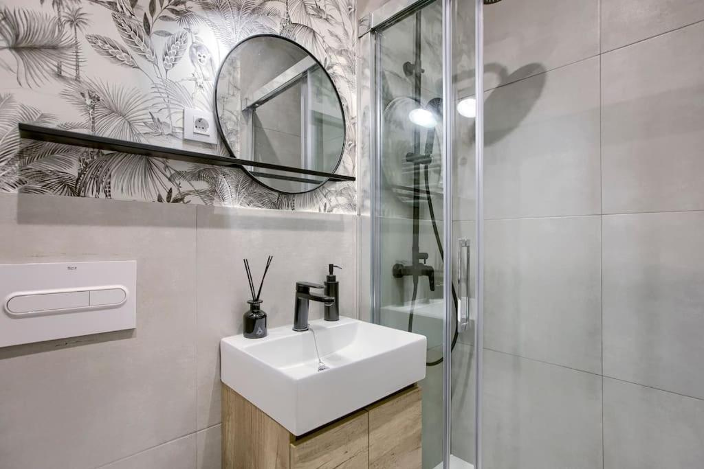 מדריד New&Beatiful&Central Apartment*El Balcon De Chueca מראה חיצוני תמונה